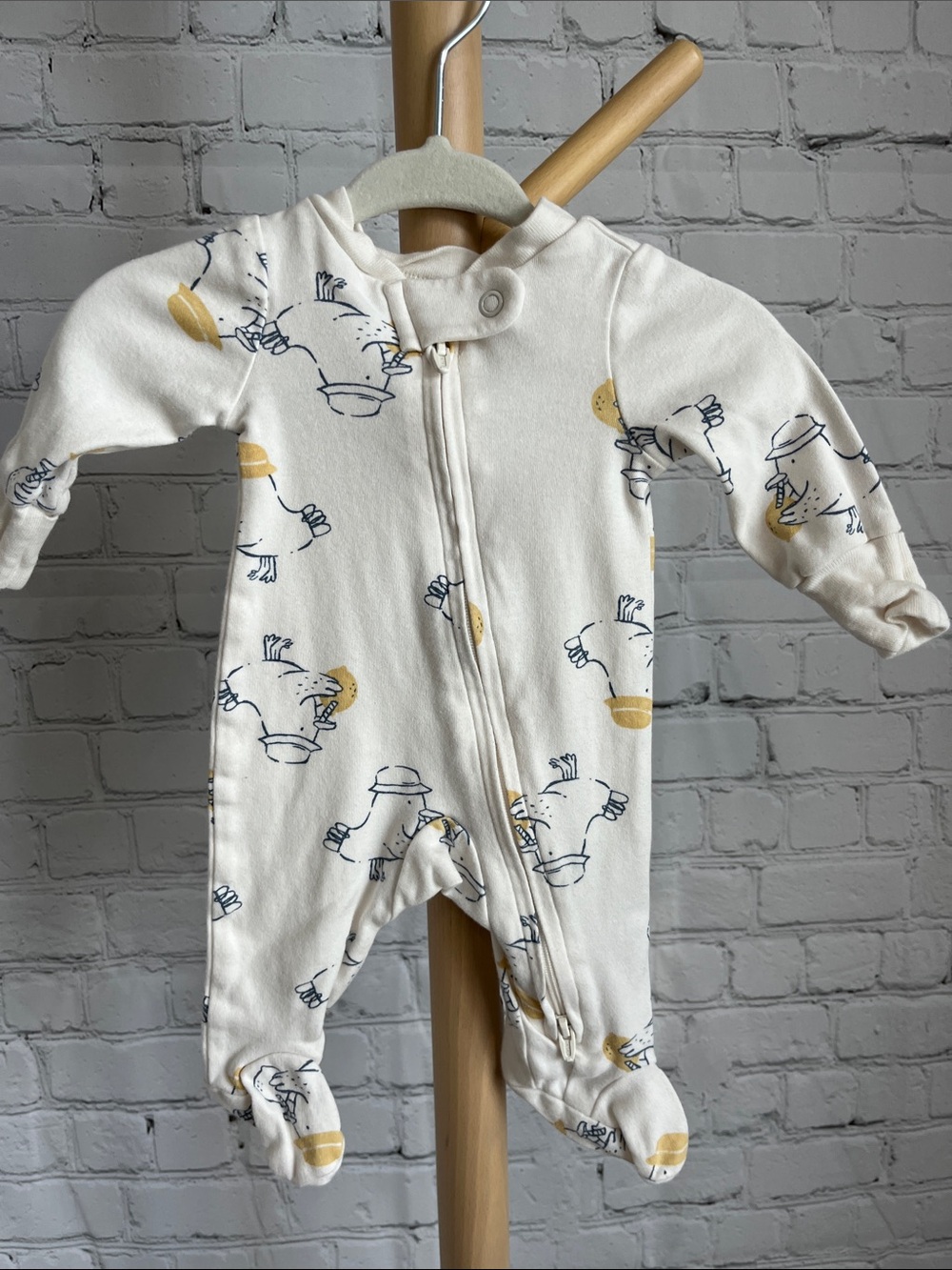 ⭐️⭐️PICK 5 / $20 Carter's Cream Baby Footed Zip One-Piece with Duck Print
